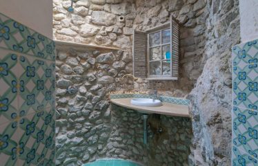 INDEPENDENT HOUSE WITH GARDEN in VETTICA OF AMALFI