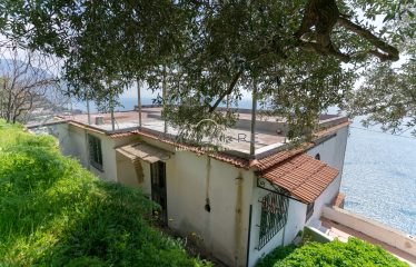 ANCIENT HOUSE WITH BREATHTAKING VIEW IN POGEROLA OF AMALFI