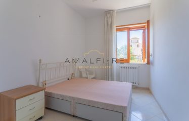 LARGE AND BRIGHT APARTMENT WITH VIEW IN SCALA