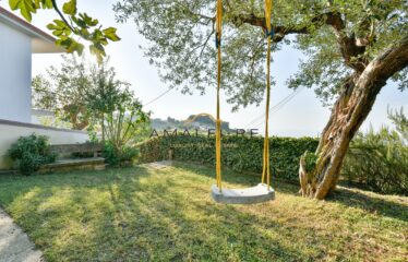 Panoramic View and Comfort in Castellabate: Your New Home with Garden and Outbuilding